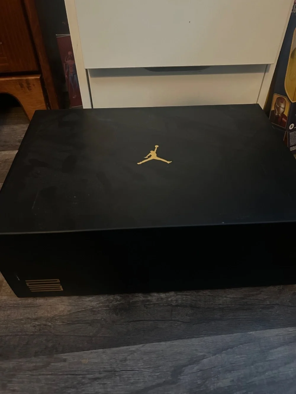 Air Jordan 11 gratitude men’s size 10